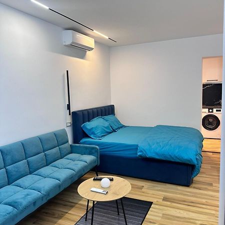 Modern Central Apartments Тирана Экстерьер фото